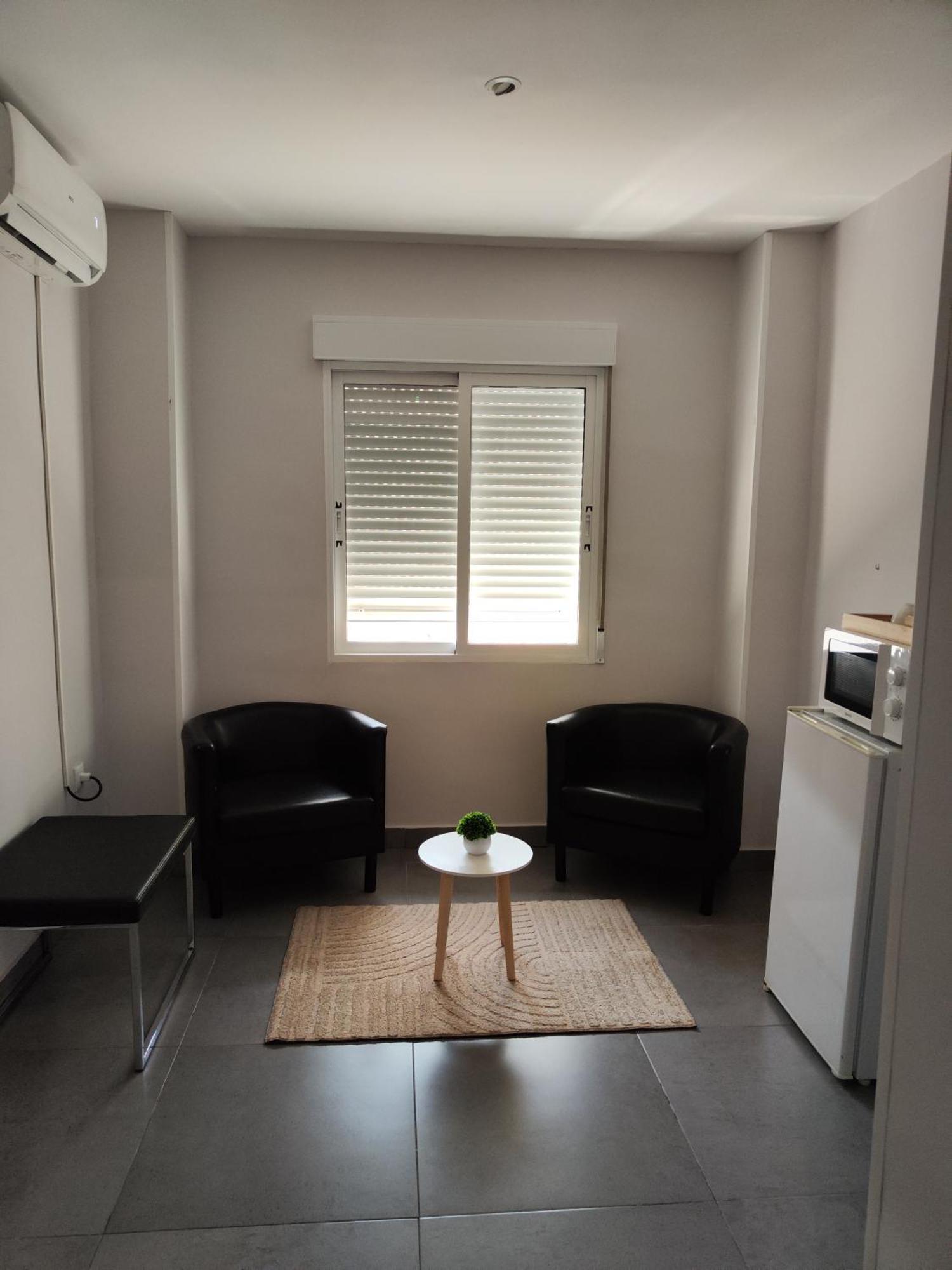 Hostal Jireh อาลิกันเต ภายนอก รูปภาพ