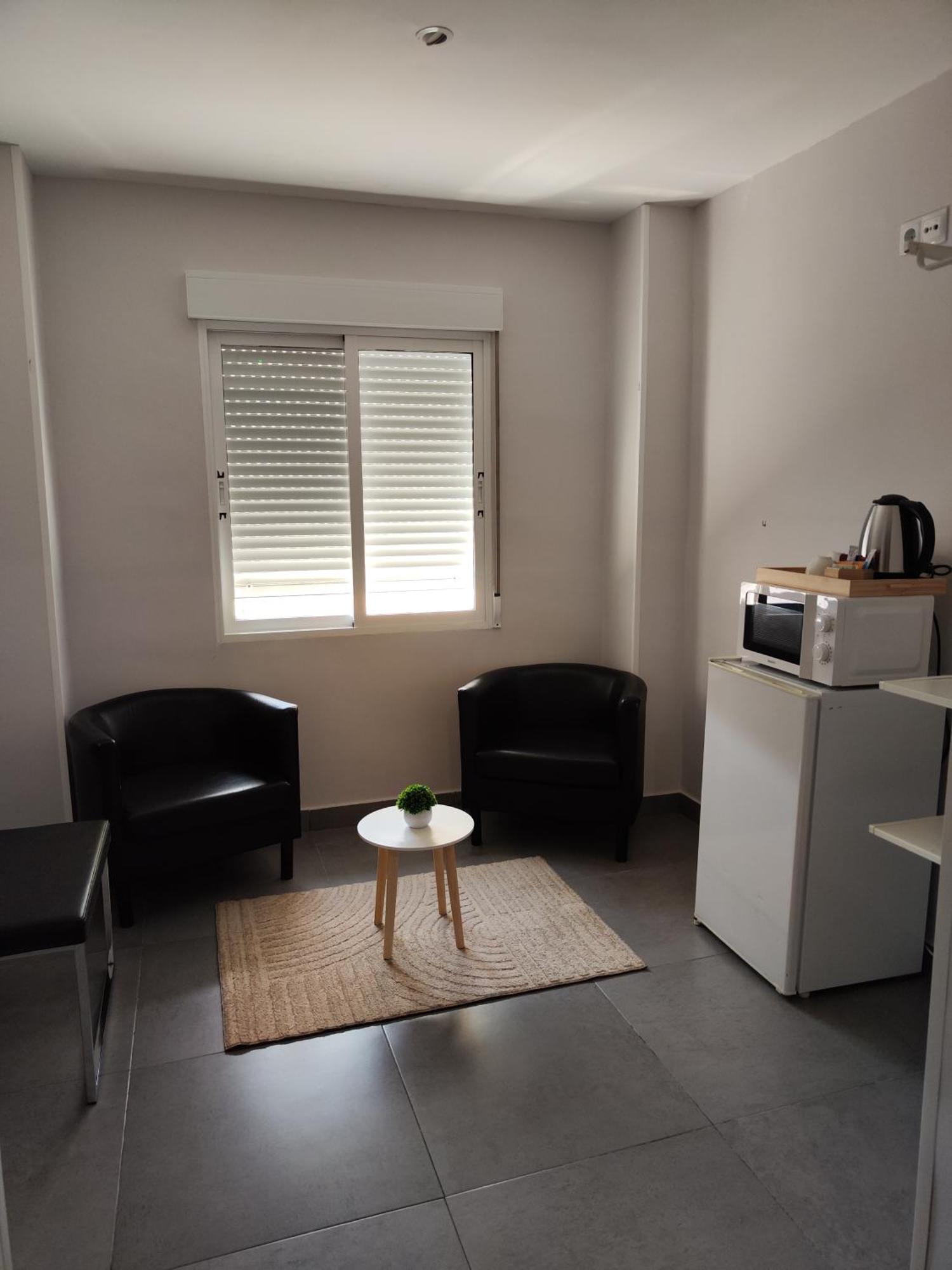 Hostal Jireh อาลิกันเต ภายนอก รูปภาพ